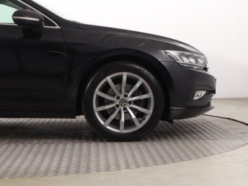 Volkswagen Passat B8 Variant Facelifting 2.0 TSI 190KM 2020 VW Passat 2.0 TSI, Salon Polska, 1. Właściciel, zdjęcie 14
