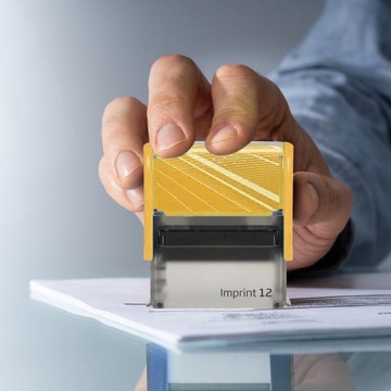 ЖЕЛТАЯ АВТОМАТИЧЕСКАЯ ШТАМПА С НАПИСЬЮ ГАДЖЕТ «LET SPIDER***» В ПОДАРОК