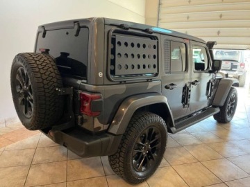 Jeep Wrangler IV 2021 Jeep Wrangler Unlimited 4xe Sahara 2021 2.0 Hybryda Plug-in 375KM, zdjęcie 3
