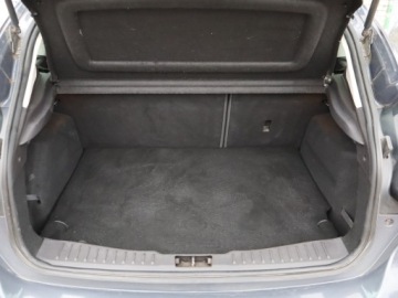 Ford Focus III Hatchback 5d 1.6 Duratec 105KM 2011 Ford Focus 1.6 i, Klima, Klimatronic, Parktronic, zdjęcie 13