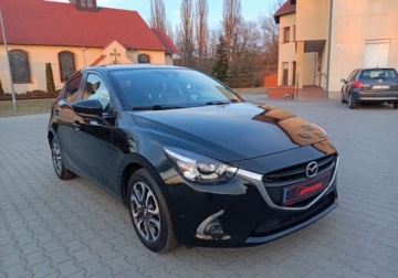 Mazda 2 III Hatchback 5d 1.5 SKY-G 90KM 2017 Mazda 2 Zarejestrowany - bezwypadkowy - 1,5 - 90 KM 1.5 Benzyna 90KM
