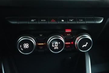 Dacia Duster II SUV 1.0 TCe 101KM 2020 Dacia Duster 1.0 TCe, Salon Polska, Serwis ASO, zdjęcie 15