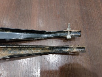 КРЕПЛЕНИЕ РУЧКИ РАМА LINHAI HYTRACK 260