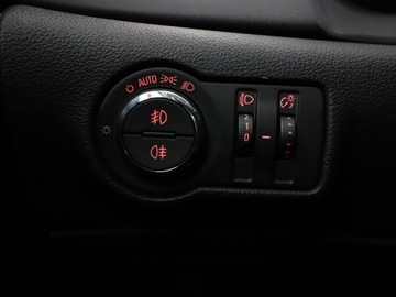 Opel Astra J Sports Tourer Facelifting 1.6 CDTI ecoFLEX 110KM 2015 Opel Astra PDC grzane fotele klima auto tempomat, zdjęcie 30