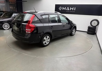 Kia Ceed I SW 1.4 109KM 2009 Kia Ceed Kia Ceed Ceex27d 1.4 Comfort 1.4 Benzyna 109KM, zdjęcie 10