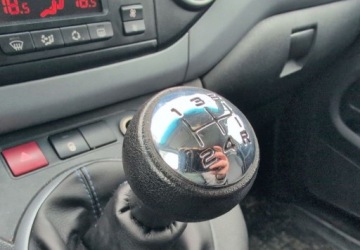 Citroen Berlingo II Combi 1.6 HDI 92KM 2010 Citroen Berlingo 1.6 HDi Multispace salon polska fvat23 1.6 Diesel 92KM, zdjęcie 17