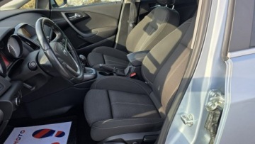 Opel Astra J Sports Tourer Facelifting 1.4 Turbo ECOTEC 140KM 2015 Opel Astra Duża Navi Podgrzewana Kierownica, zdjęcie 17