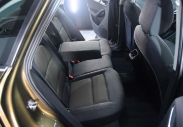 Audi Q3 I SUV 2.0 TDI 177KM 2013 Audi Q3 Podgrzewane fotele _ Quattro _ Stronic _ LED 2.0 Diesel 177KM, zdjęcie 7