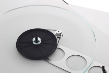 Rega Planar 3 (без вставки) Белый глянцевый/P3
