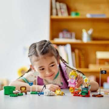 LEGO Super Mario Adventures с интерактивной фигуркой LEGO Peach 71441