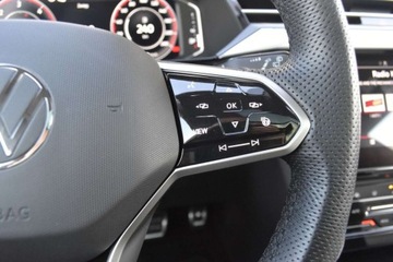 Volkswagen Arteon Fastback Facelifting 2.0 TDI 200KM 2022 Volkswagen Arteon Elegance 2.0TDI 200KM DSG7 4Motion Panorama Nappa Kamera, zdjęcie 14