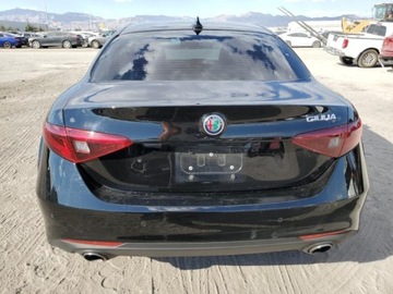 Alfa Romeo Giulia II Sedan Facelifting 2.0 Turbo 280KM 2021 Alfa Romeo Giulia Sport, 2021r., 2.0L 2.0 Benzyna 280KM, zdjęcie 5