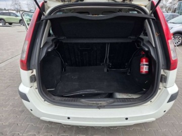 Ford Fusion 1.4 Duratorq TDCi 68KM 2005 Ford Fusion Silver X 1.4TDCi 68KM 1.4 Diesel 68KM, zdjęcie 9