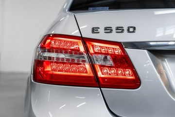 Mercedes Klasa E W211 Sedan W211 5.5 V8 (500) 388KM 2009 Mercedes E 500 5.5 V8. 388KM. Stan Fabryczny., zdjęcie 18