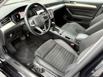 Volkswagen Passat B8 Alltrack Facelifting 2.0 TDI SCR 200KM 2021 Volkswagen Passat Variant 2.0 TDI 200KM 4x4 DSG, zdjęcie 11