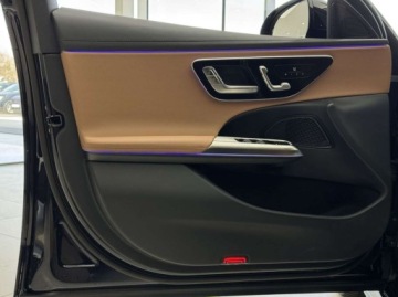 Mercedes Klasa E W214 Sedan 2.0 220d 197KM 2025 Mercedes-Benz Klasa E AMG Line 4 Matic Pakiet Night Pakiet oswietlenia, zdjęcie 10