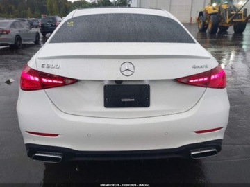 Mercedes Klasa C W206 2024 Mercedes-Benz Klasa C 2024 Mercedes-Benz C-Class C 300 4MATIC Sedan 2.0, zdjęcie 3