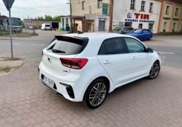 Kia Rio IV Hatchback 5d 1.0 T-GDI 100KM 2019 Kia Rio 1.0i 100 PS GT-line FULL LED Navi 68.000 km Benzyna 100KM, zdjęcie 3