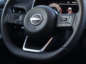 Nissan Qashqai III Crossover Facelifting 1.3 DIG-T MHEV 158KM 2025 Nissan Qashqai 1.3 DIG-T MHEV, 1. Właściciel, zdjęcie 19