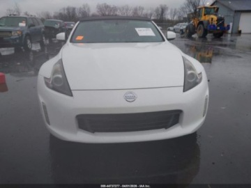 Nissan 370Z 2019 Nissan 370 Z NISSAN 370Z TOURING 3.7 Benzyna 332KM, zdjęcie 6
