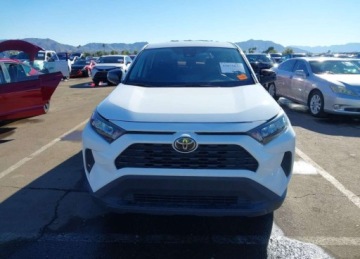 Toyota RAV4 V 2022 Toyota RAV4 2022r., Le, 2.5L, od ubezpieczalni 2.5 Benzyna 206KM, zdjęcie 2