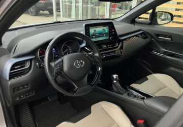 Toyota C-HR I Crossover Facelifting 2.0 Hybrid Dynamic Force 184KM 2020 Toyota C-HR Toyota C-HR 2.0 Hybrid Selection 2.0 Hybryda 184KM, zdjęcie 36
