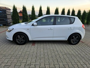 Kia Ceed I Hatchback 5d Facelifting 1.6 CRDi WGT 90KM 2011 Kia Cee'd Klima, Elektryka, Serwis, Super /GWARAN, zdjęcie 4