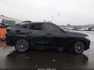 BMW X6 G06 2023 BMW X6 xDrive40i 2023 3.0 Benzyna 335KM, zdjęcie 6