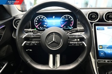 Mercedes Klasa C W206 2023 Mercedes-Benz Klasa C FV23Kierownica SupersportowaPodswietlane listwy prog, zdjęcie 4