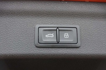 Audi Q3 I SUV Facelifting 2.0 TDI 150KM 2018 Audi Q3 2.0 TDI CR 4x4, S-Line, Virtual, Navi, Kamera, LED Matrix, GWARANC, zdjęcie 35