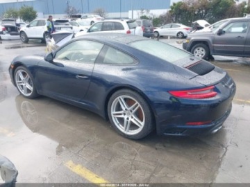 Porsche 911 991 Carrera 2/2S Coupe Facelifting 3.0 370KM 2017 Porsche 911 PORSCHE 911 CARRERA 2017 3.0 Benzyna 370KM, zdjęcie 2