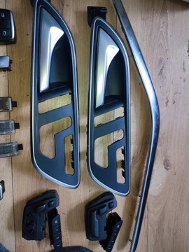 Обивка боковой панели левая передняя W117 CLA Mercedes