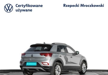 Volkswagen T-Roc I SUV Facelifting 1.5 TSI ACT 150KM 2022 Volkswagen T-Roc 1.5TSI 150KM Life DSG, Fotele Przednie, Tempomat Aktywny,, zdjęcie 4