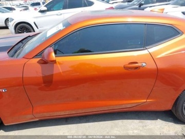 Chevrolet Camaro VI 2023 Chevrolet Camaro 2023r, 1LT, 6.2L 2.0 Benzyna 275KM, zdjęcie 4