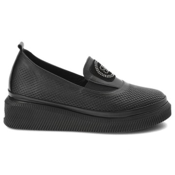 Черные удобные кожаные полусапоги Ravini