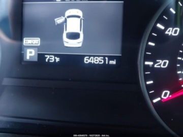 Kia Stinger Liftback 2.0 T-GDi 245KM 2020 Kia Stinger 2020 Kia Stinger GT-Line RWD 2.0 Benzyna 245KM, zdjęcie 12