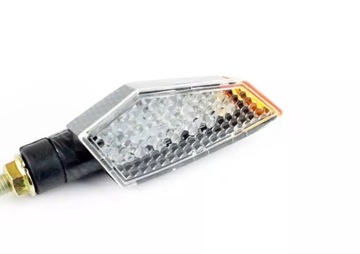 КОМПЛЕКТ ПОВОРОТНИКОВ. LED-CARBON M10, гомол. Е11