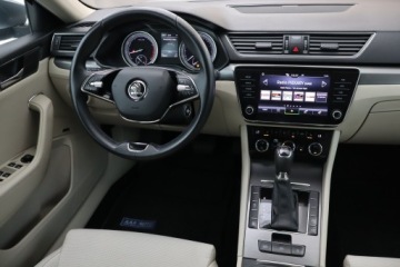 Skoda Superb III Liftback Facelifting 2.0 TSI 190KM 2021 Skoda Superb 2.0 TSI, Salon Polska, Serwis ASO, zdjęcie 6