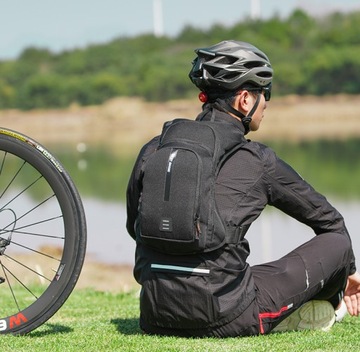 Спортивный велосипедный рюкзак для бега суперлегкий 10 л