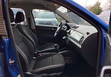 Skoda Fabia III Hatchback Facelifting 1.0 TSI 95KM 2020 Skoda Fabia Skoda Fabia 1.0 TSI Active Benzyna 95KM, zdjęcie 15