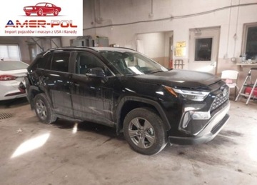 Toyota 2025 Toyota RAV4 2025r., XLE, od ubezpieczalni 2.5 Benzyna 203KM
