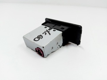 ВОЛЬВО ХС60 II 21 Зарядное устройство с разъемом USB C 31682676