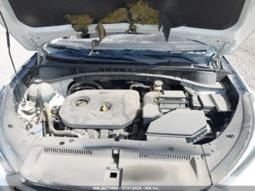 Hyundai Tucson III 2018 Hyundai Tucson 2018 Hyundai Tucson SE FWD 2.0 Benzyna 164KM, zdjęcie 8