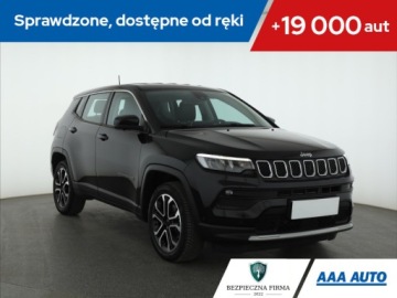 Jeep Compass II 2024 Jeep Compass 1.5 Turbo e-Hybrid, Salon Polska