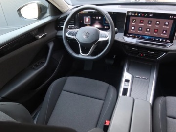 Volkswagen Passat B8 Variant Facelifting 1.5 TSI EVO 150KM 2025 VW Passat 1.5 eTSI ACT, Salon Polska, zdjęcie 6