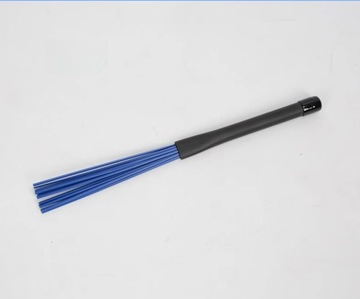 барабанные палочки, барабанная щетка