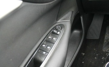 Citroen C4 II Hatchback 5d 1.6 HDi 92KM 2014 Citroen C4 1.6 Diesel 92KM, zdjęcie 17