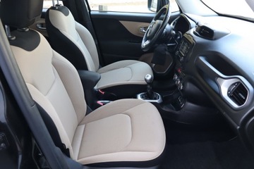 Jeep Renegade SUV 1.6 E-TorQ 110KM 2016 Jeep Renegade 1.6 E-torQ, Salon Polska, zdjęcie 8