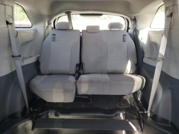 Toyota Sienna III 2022 Toyota Sienna LE 2022 2.5l 2.5 Hybryda 245KM, zdjęcie 10