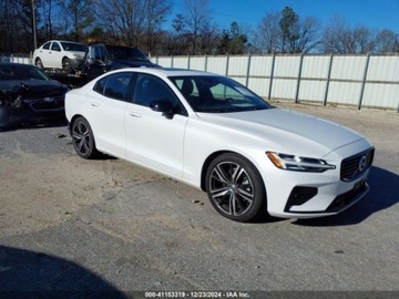 Volvo 2022 Volvo S60 2022 Volvo S60 B5 FWD R-Design 2.0 Benzyna 247KM, zdjęcie 6